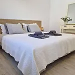 Casa Liberdade - Modern Townhouse With Terrace Roof