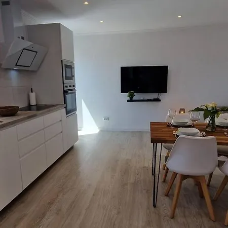 Casa Liberdade - Modern Townhouse With Terrace Roof Holiday home