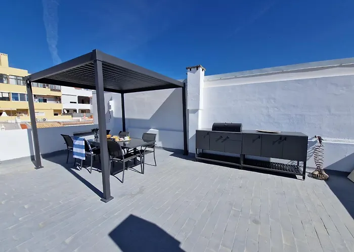 Casa Liberdade - Modern Townhouse With Terrace Roof Semesterbostad